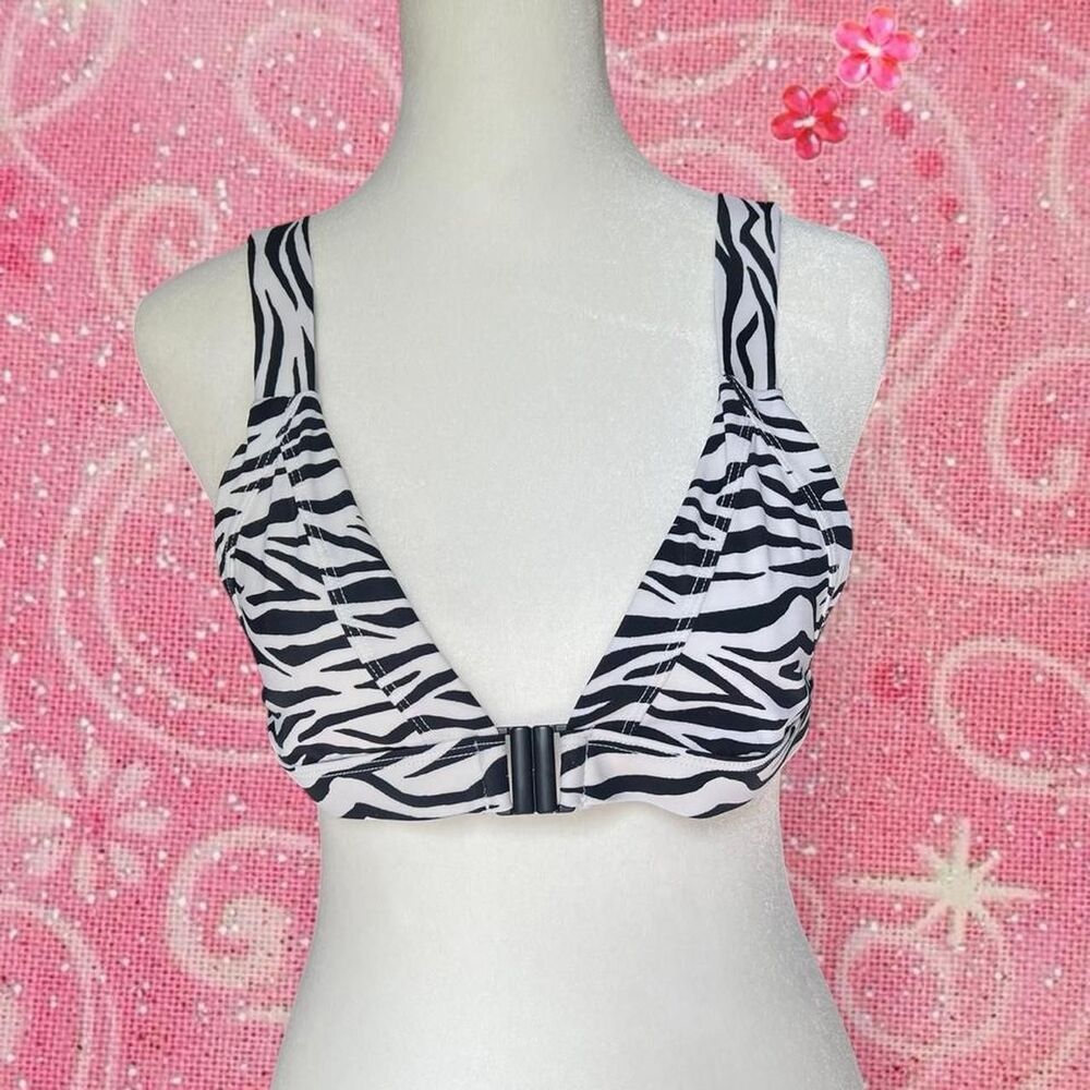 Kendall & Kylie Black and White Zebra Print Swim Top